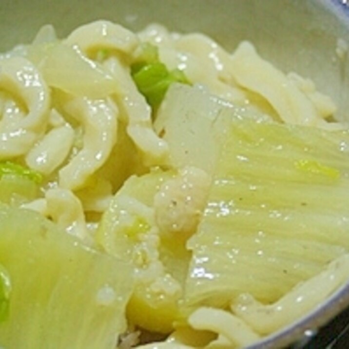 鍋の残りで、煮込みうどん